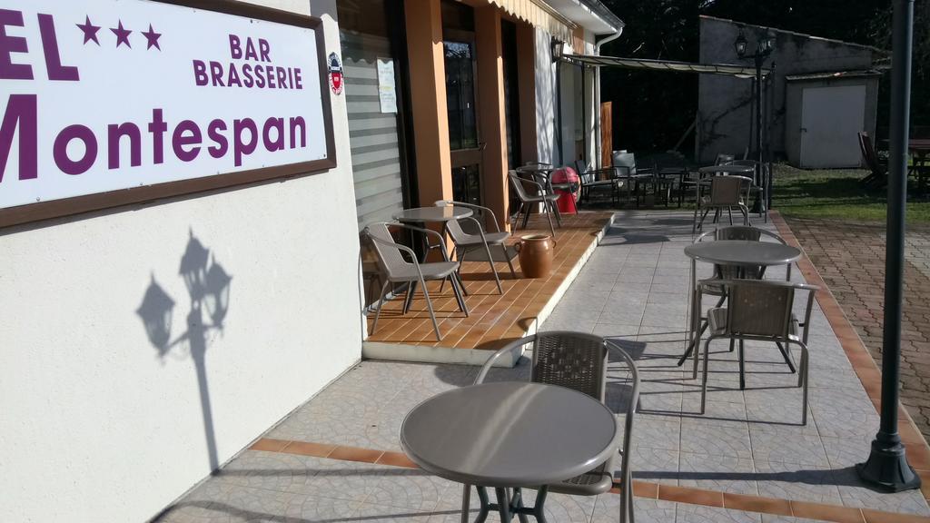 Hotel Montespan Lussac-les-Châteaux Eksteriør billede