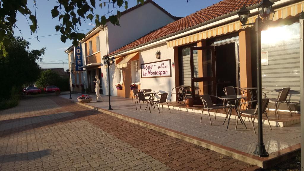 Hotel Montespan Lussac-les-Châteaux Eksteriør billede